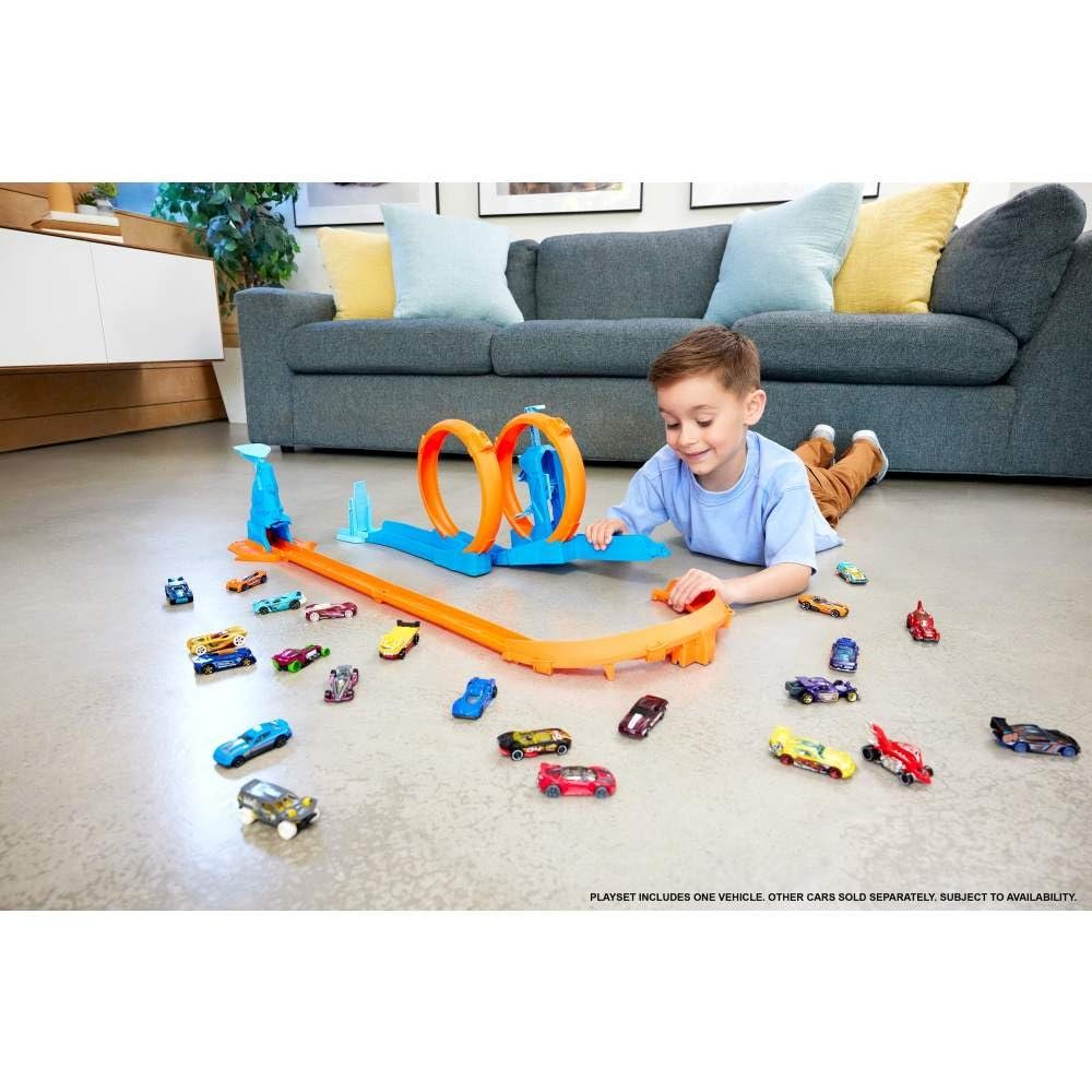 Hot Wheels Toy Car Track Set, Triple Loop Pack & 1:64 Scale Vehicle, Track-Building Components with 3 Loops, Speed Snap Tracks & Adapters - Image 3